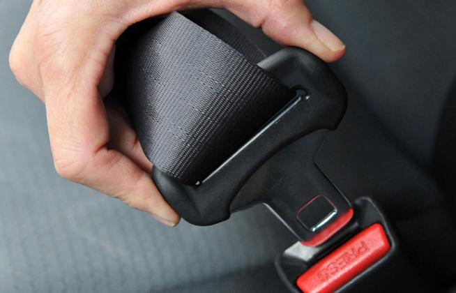 Seatbelt fastening 